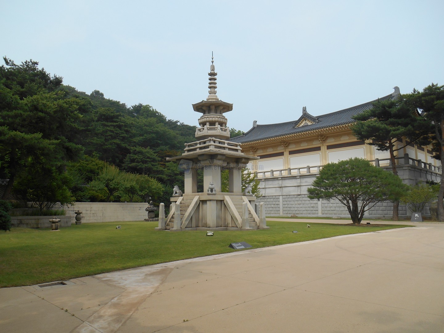 SEOUL  00002