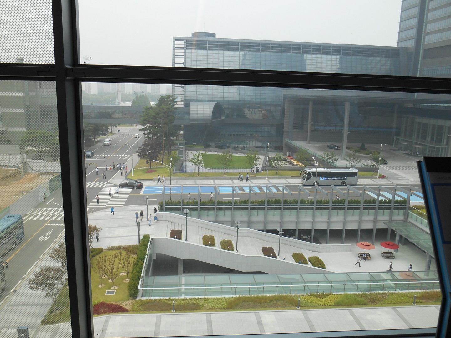 SEOUL  00007