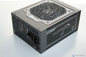00070 SEASONIC PLATINUM  1KW XTREMEHARDWARE.COM